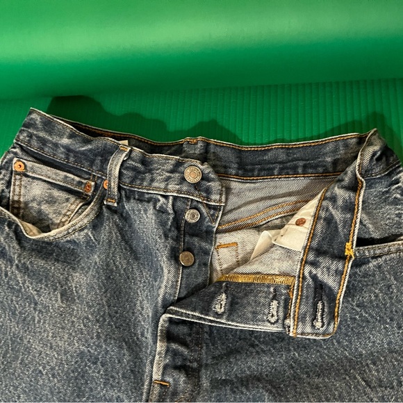 Men’s Levi’s 501 34x31 button fly straight leg jeans. Excellent condition. - Picture 3 of 5